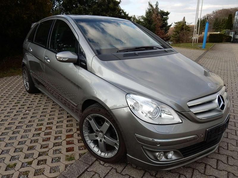 Gebraucht Mercedes E200 193 PS (141 kW) 2005 Kombi
