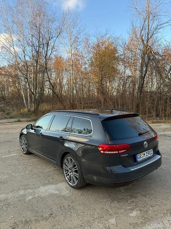 Gebraucht VW Passat Comfortline 150 PS (110 kW) 2018 Grau Kombi