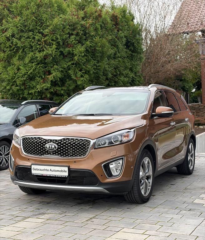 Gold Gebraucht 2015 Kia Sorento Platinum Edition SUV | 19.987 € (Guter Preis) - Bild 1/4