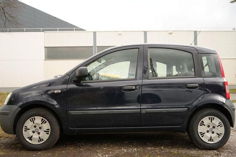 Gebraucht Fiat Panda Active 54 PS (39 kW) 2009 Schwarz Kleinwagen