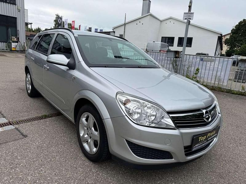 Gebraucht Opel Astra Basis 90 PS (66 kW) 2008 Silber Kombi