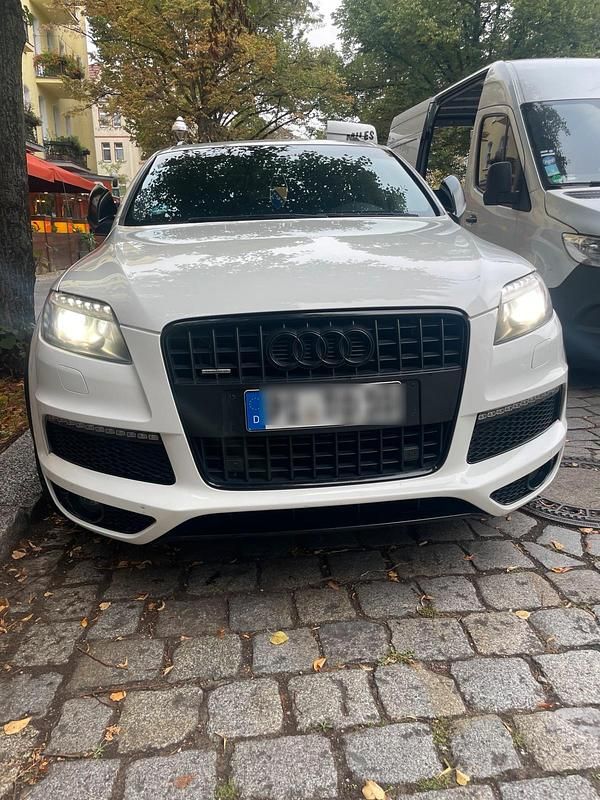 Weiß Gebraucht 2011 Audi Q7 SUV | 13.700 € (Fairer Preis) - Bild 1/4