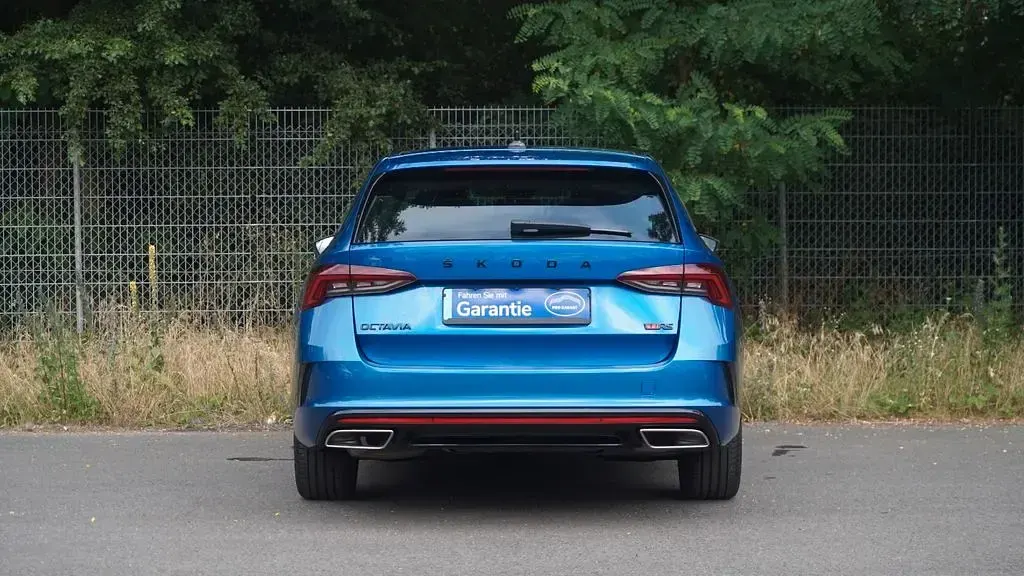 Gebraucht Skoda Octavia RS 200 PS (147 kW) 2023 Blau Kombi
