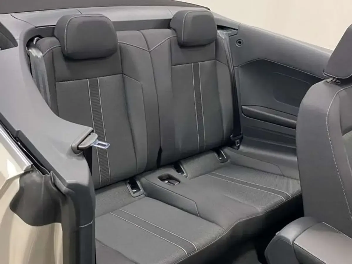 Neu VW T-Roc Cabriolet IQ Drive 150 PS (110 kW) 2026 Ivorysilber Cabrio