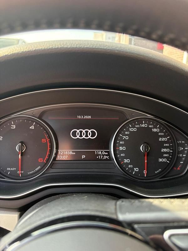 Gebraucht Audi A4 163 PS (119 kW) 2020 Blau Kombi