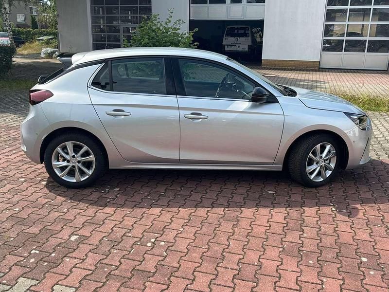 Gebraucht Opel Corsa Elegance 101 PS (74 kW) 2022 Kristall silber Kleinwagen