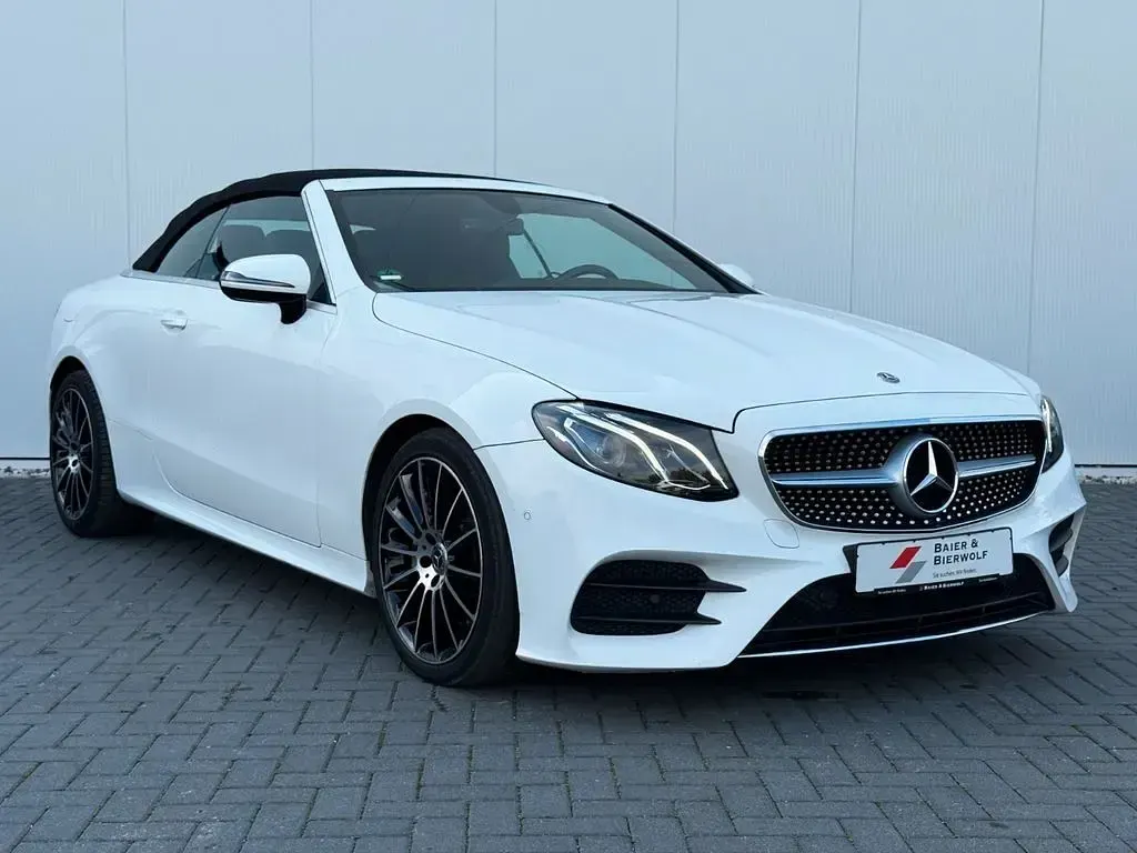 Gebraucht Mercedes E350 AMG line 258 PS (189 kW) 2018 Polarweiss Cabrio