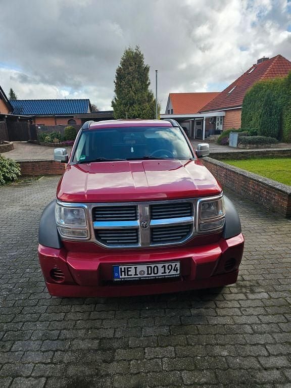 Gebraucht Dodge Nitro SE 177 PS (130 kW) 2007 Rot SUV