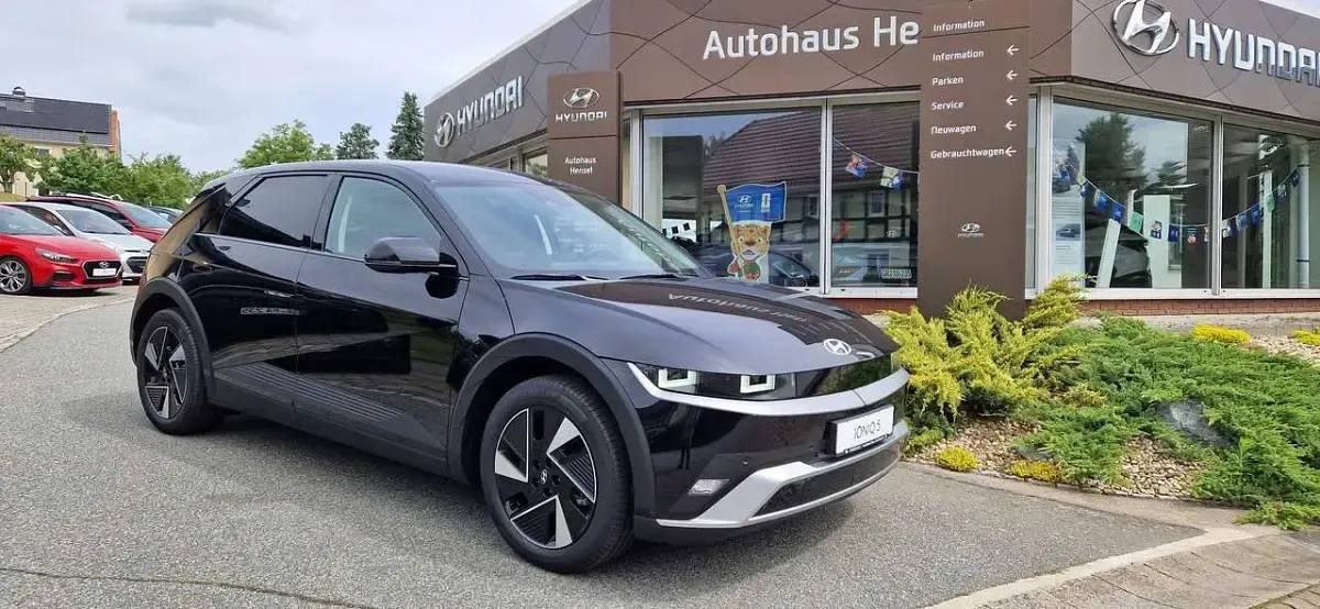 Neu Hyundai Ioniq 5 125 kW (170 PS) 2026 Abyss black SUV