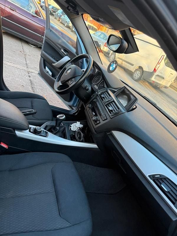 Gebraucht BMW 116 136 PS (100 kW) 2012 Blau Kleinwagen