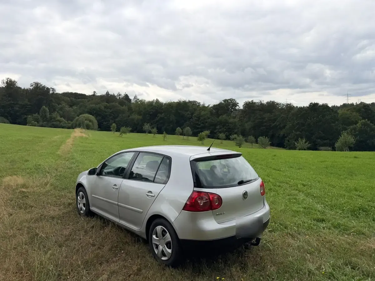 Gebraucht VW Golf V Sportline 102 PS (75 kW) 2007 Silber Limousine