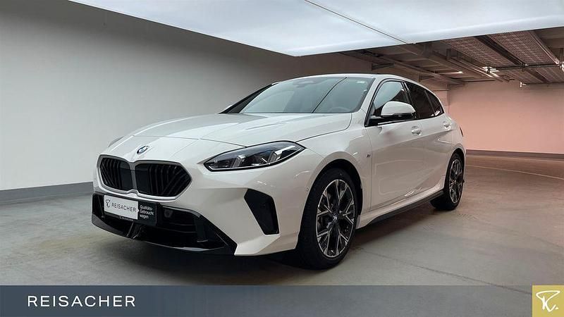 Weiß Gebraucht 2024 BMW 118 Shadowline Kleinwagen | 31.649 € (Fairer Preis) - Bild 1/4