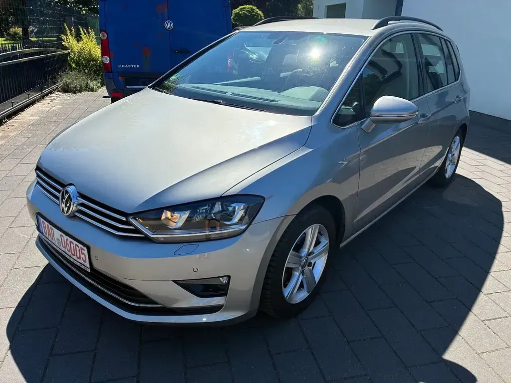 Gebraucht VW Golf Sportsvan Highline 125 PS (91 kW) 2014 Silber Van / Kleinbus