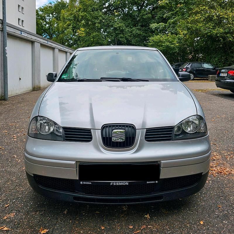 Silber Gebraucht 2000 Seat Arosa Kleinwagen | 1.850 € - Bild 1/4