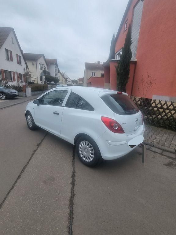Gebraucht Opel Corsa Selection 69 PS (50 kW) 2014 Weiß Kleinwagen