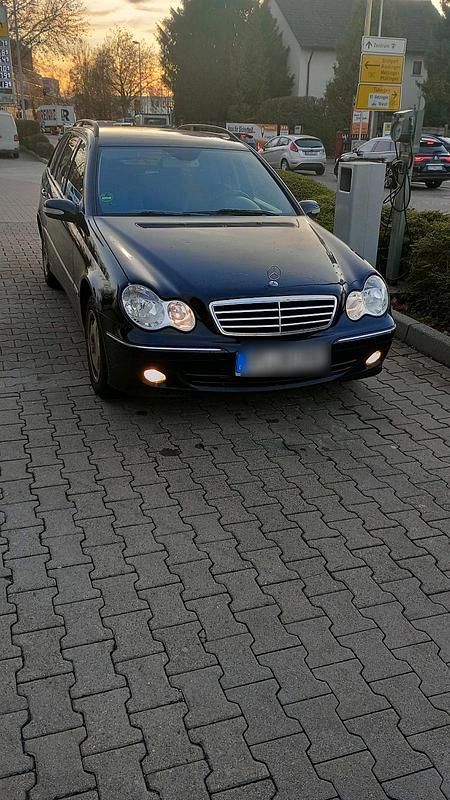 Schwarz Gebraucht 2006 Mercedes C180 Limousine | 1.800 € (Superpreis) - Bild 1/4