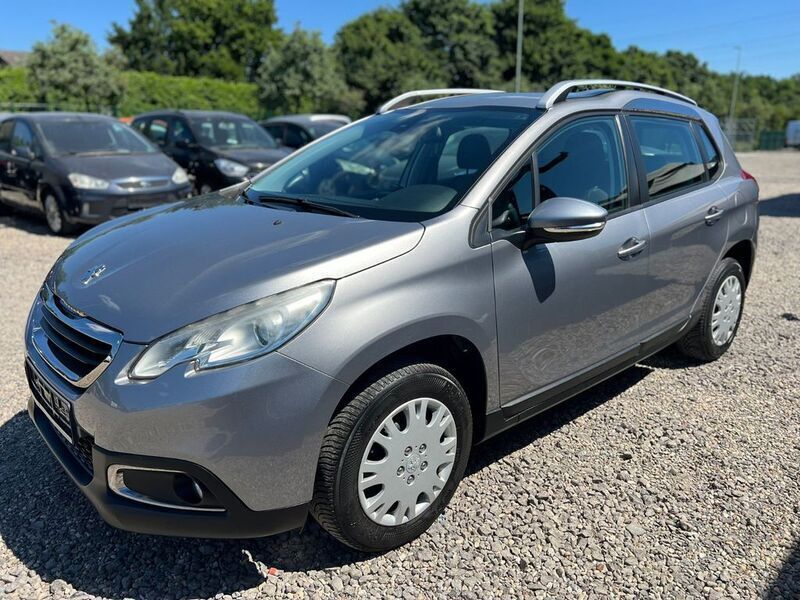 Grau Gebraucht 2013 Peugeot 2008 Active SUV | 5.700 € (Etwas zu teuer) - Bild 1/4