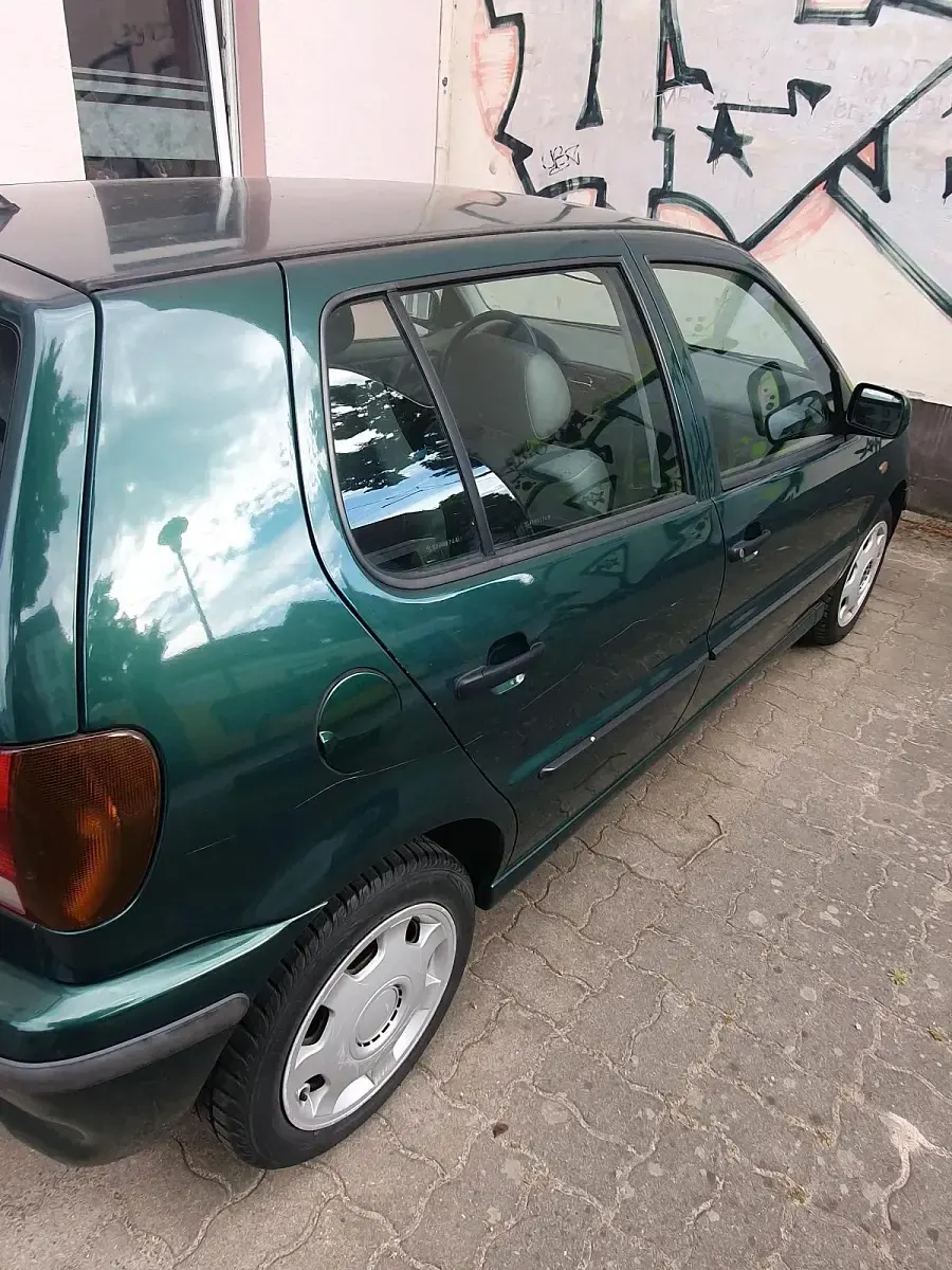 Gebraucht VW Polo 60 PS (44 kW) 1999 Grün Kleinwagen