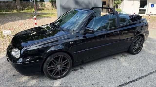 Schwarz Gebraucht 1999 VW Golf Cabriolet Conceptline Cabrio | 2.350 € (Guter Preis) - Bild 1/4