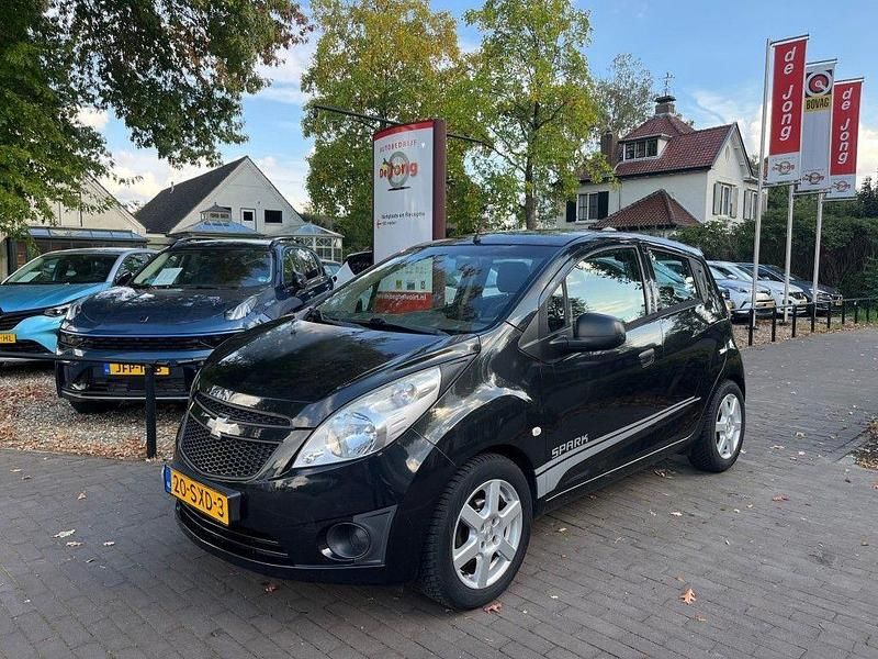 Second-hand Chevrolet Spark LS 68 CP (50 kW) 2011 Negru Hatchback