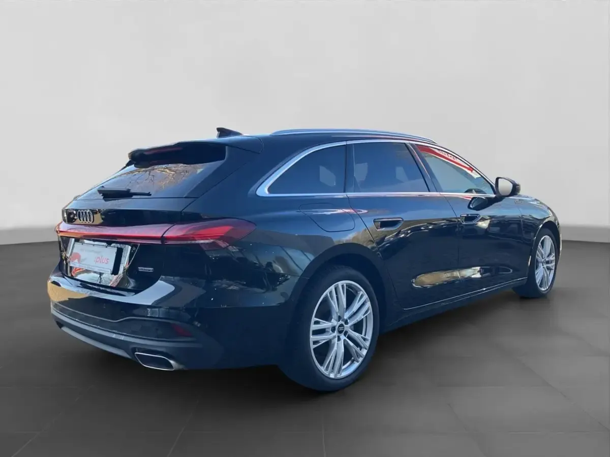 Second-hand Audi A5 Ambiente 204 CP (150 kW) 2025 Negru Break