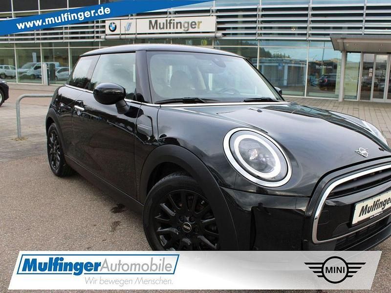 Gebraucht Mini Cooper Classic 136 PS (100 kW) 2023 Midnightblack Kleinwagen