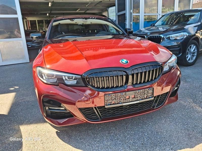 Rot Gebraucht 2021 BMW 318 M Sport Limousine | 19.980 € (Superpreis) - Bild 1/4