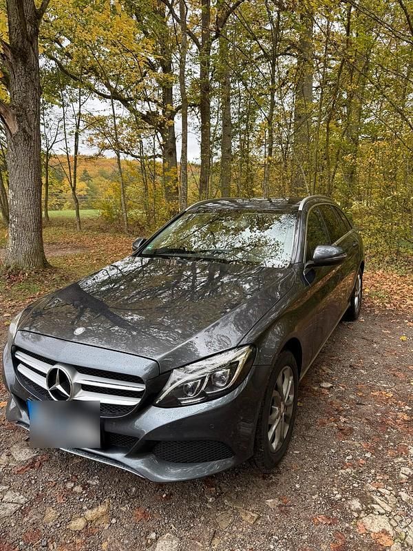 Grau Gebraucht 2016 Mercedes C220 Kombi | 15.100 € (Guter Preis) - Bild 1/4