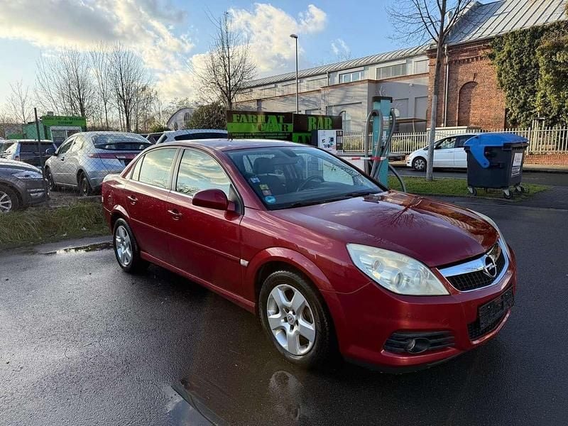 Gebraucht Opel Vectra Edition 140 PS (102 kW) 2006 Rot Limousine