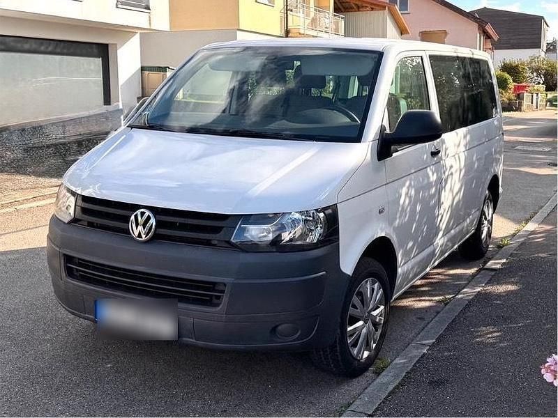 Weiß Gebraucht 2011 VW T5 Van | 11.990 € - Bild 1/4