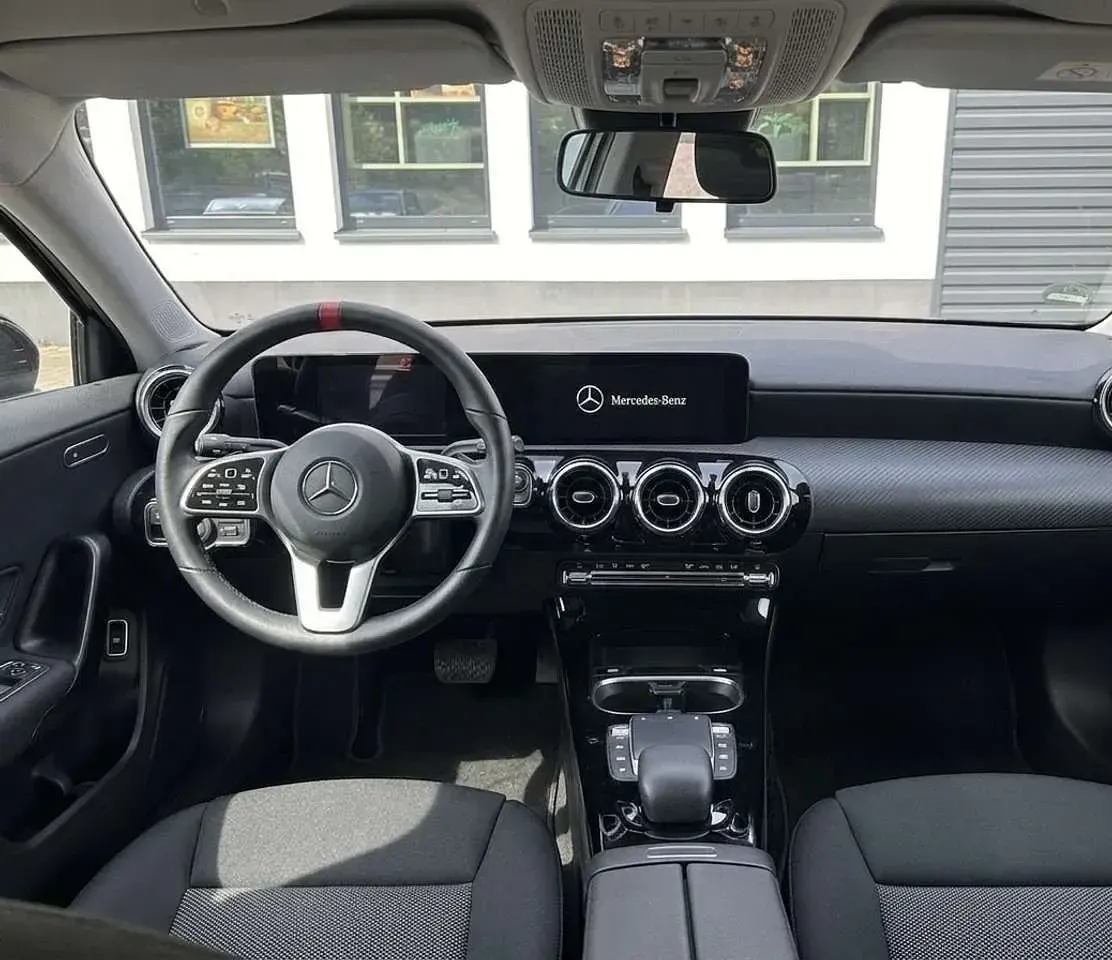 Gebraucht Mercedes A250 218 PS (160 kW) 2021 Limousine