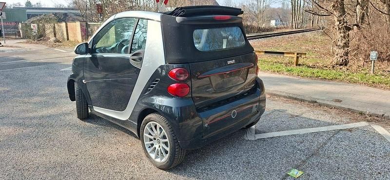 Gebraucht Smart ForTwo Cabrio 71 PS (52 kW) 2012 Schwarz Cabrio