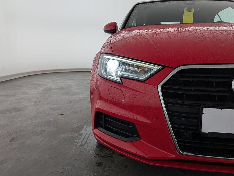 Gebraucht Audi A3 Basis 150 PS (110 kW) 2017 Tangorot metallic Cabrio