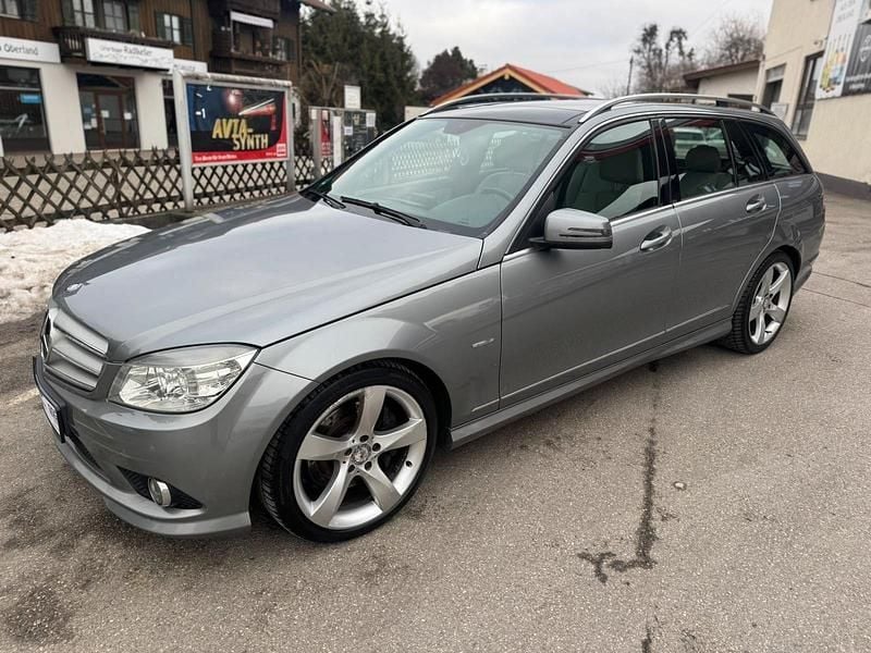 Silber Gebraucht 2008 Mercedes C320 Avantgarde Kombi | 7.350 € (Guter Preis) - Bild 1/4