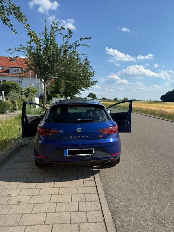 Gebraucht Seat Leon CUPRA 300 PS (220 kW) 2018 Blau Limousine