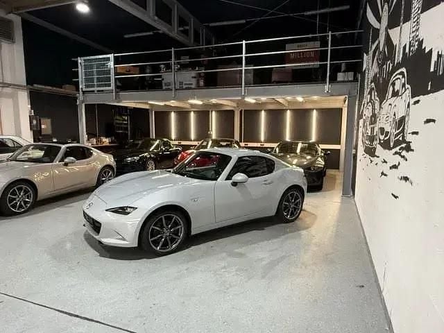 Second-hand Mazda MX5 Selection 184 CP (135 kW) 2016 Roșu Cabrio