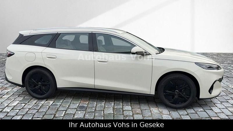 Neu BYD Seal Boost 184 PS (135 kW) 2025 Schwarz Limousine