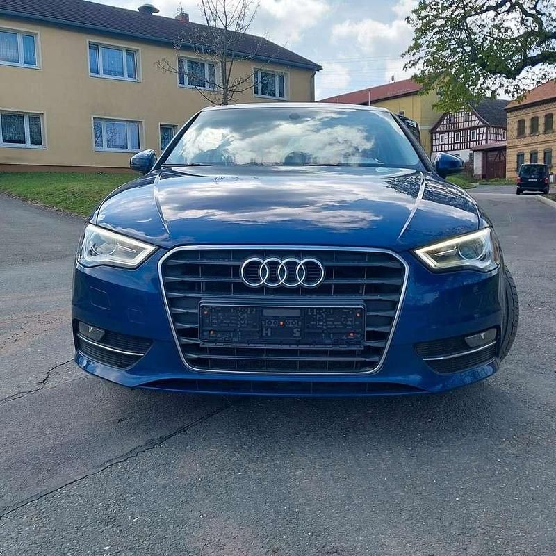 Gebraucht Audi A3 Ambition 150 PS (110 kW) 2014 Blau Limousine