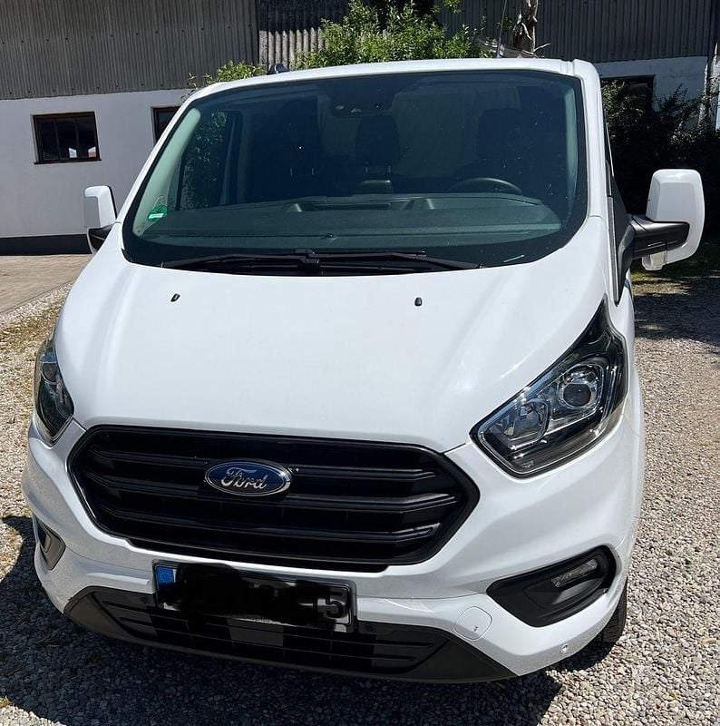 Gebraucht Ford Transit Custom 131 PS (96 kW) 2022 Weiß Van / Kleinbus