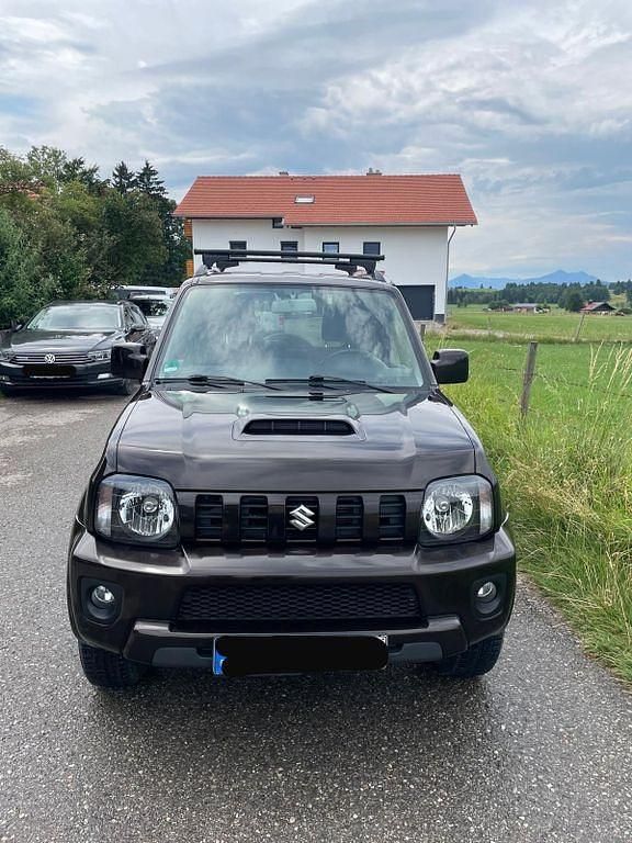 Braun Gebraucht 2016 Suzuki Jimny Style SUV | 14.100 € (Guter Preis) - Bild 1/4
