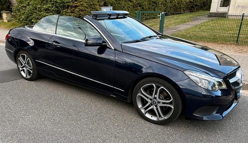 Gebraucht Mercedes E350 274 PS (201 kW) 2015 Blau Cabrio