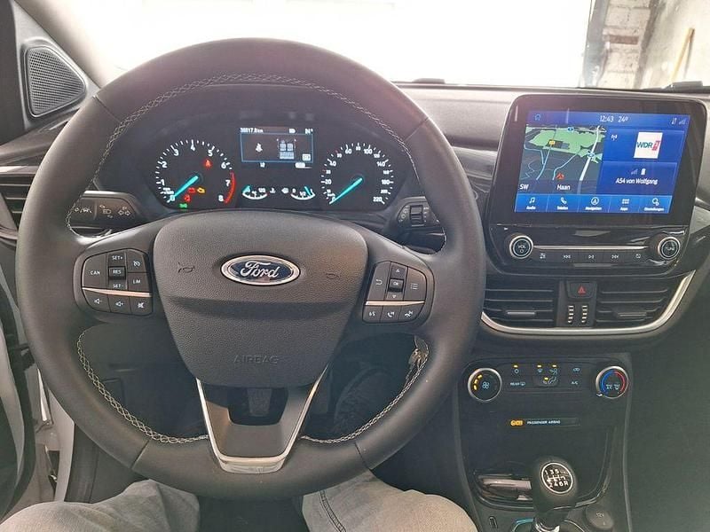 Gebraucht Ford Puma Titanium 125 PS (91 kW) 2022 Weiß SUV