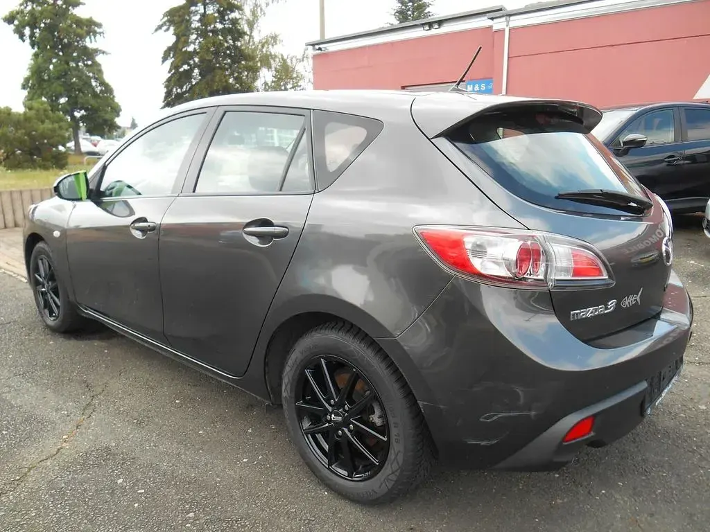 Gebraucht Mazda 3 Prime-Line 105 PS (77 kW) 2012 Grau Limousine
