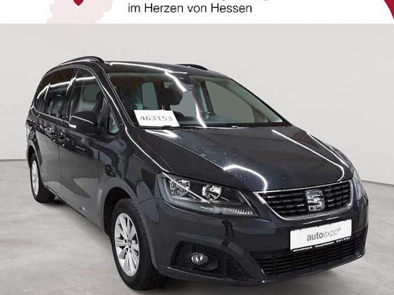 Grau Gebraucht 2020 Seat Alhambra Style Van / Kleinbus | 24.089 € (Superpreis) - Bild 1/4