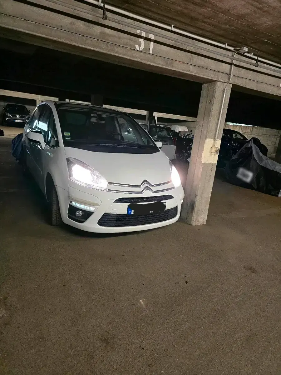 Gebraucht Citroën C4 156 PS (114 kW) 2012 Weiß Van / Kleinbus