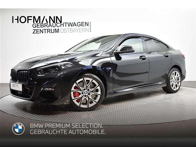 Gebraucht BMW 220 M Sport 178 PS (130 kW) 2022 Saphirschwarz metallic Coupé