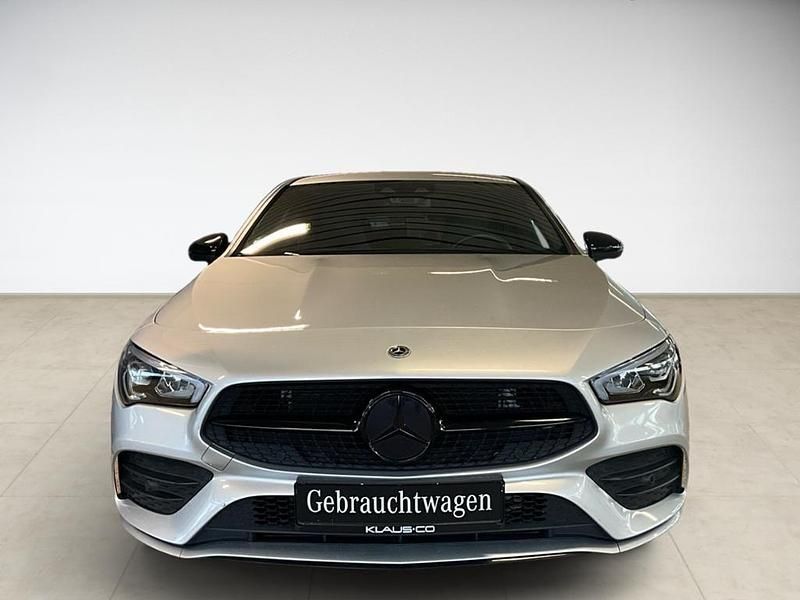 Gebraucht Mercedes CLA200 Shooting Brake 148 PS (108 kW) 2021 Silber Kombi