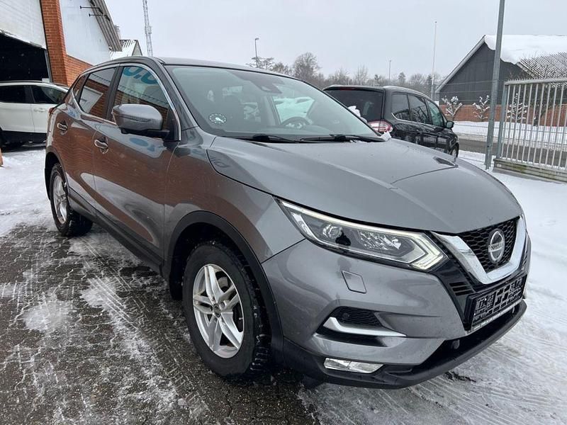 Gebraucht Nissan Qashqai N-Connecta 140 PS (102 kW) 2019 SUV