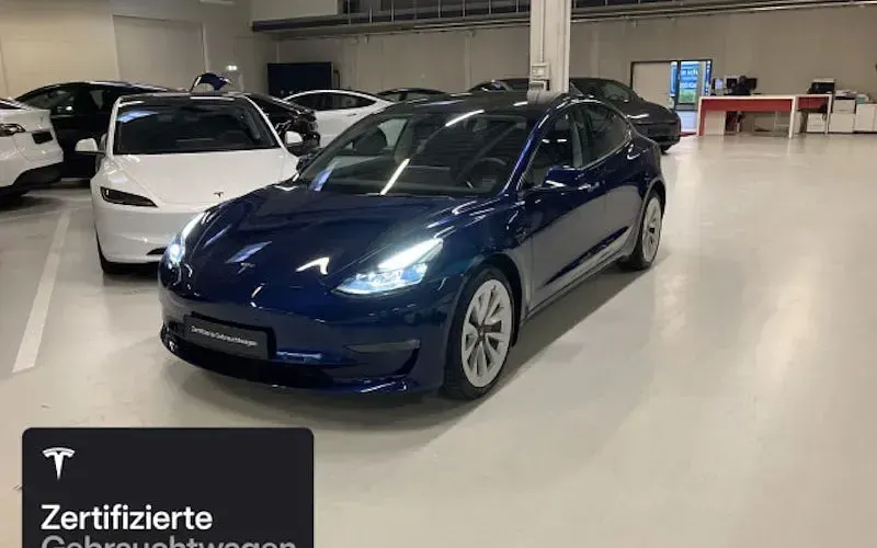 Occasion Tesla Model 3 Long Range RWD 208 kW (283 ch) 2022 Bleue Berline