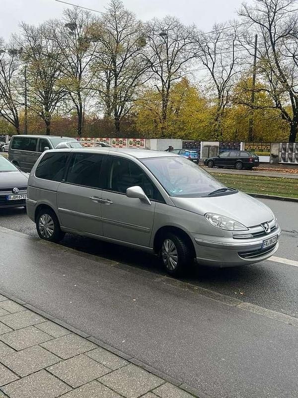 Gebraucht Peugeot 807 Premium 170 PS (125 kW) 2012 Van / Kleinbus